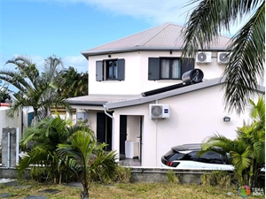 maison à la vente -   97470  SAINT BENOIT, surface 156 m2 vente maison - UBI483141677